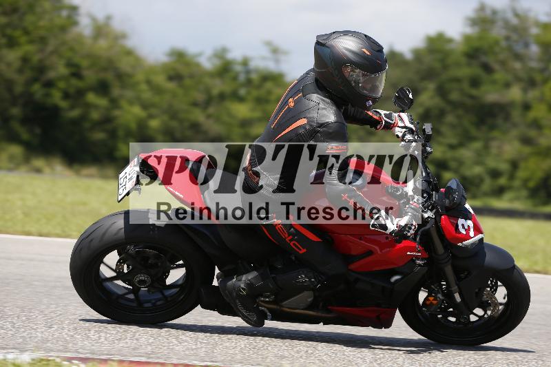 /Archiv-2024/29 12.06.2024 MOTO.CH Track Day ADR/Gruppe blau/36